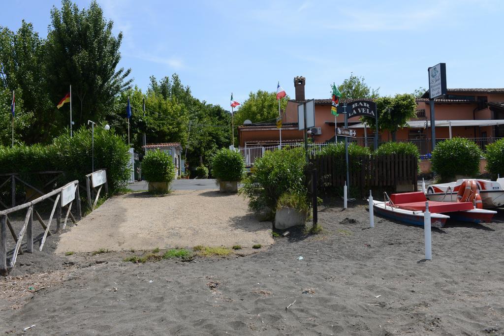 Camping Vigna di Valle Anguillara Sabazia Esterno foto